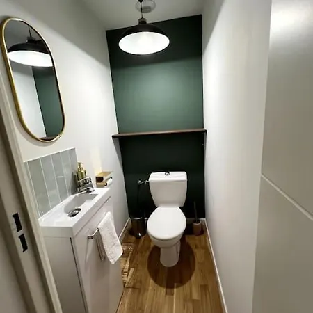 Beautiful Duplex Near The דירה *